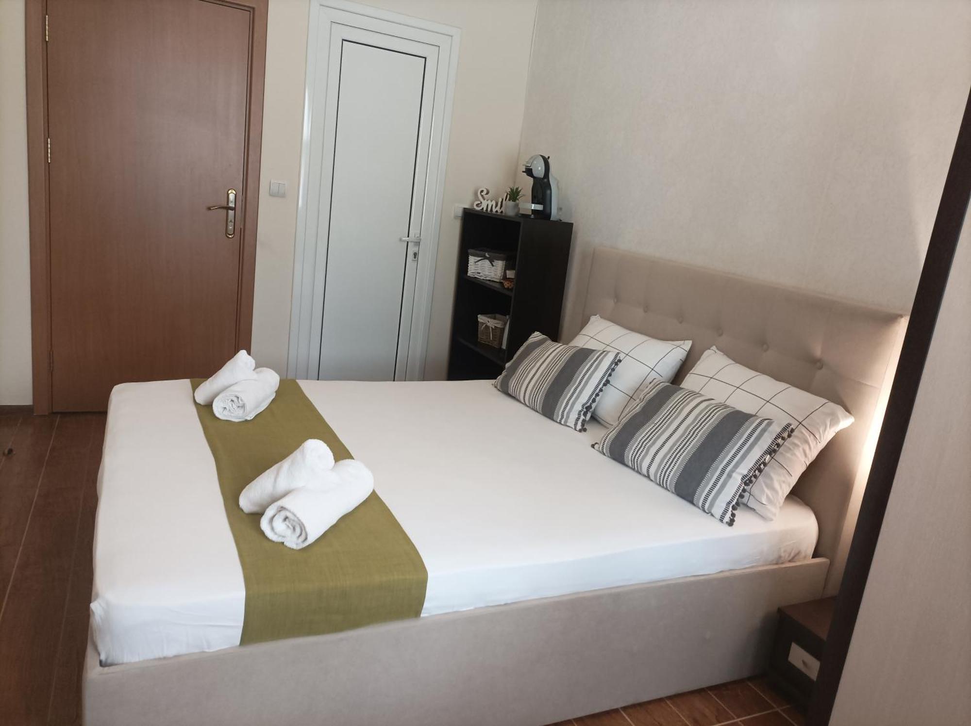 Cosy Apartments And Spectacular Rooms Fotiadis ヴェリコ・タルノヴォ エクステリア 写真