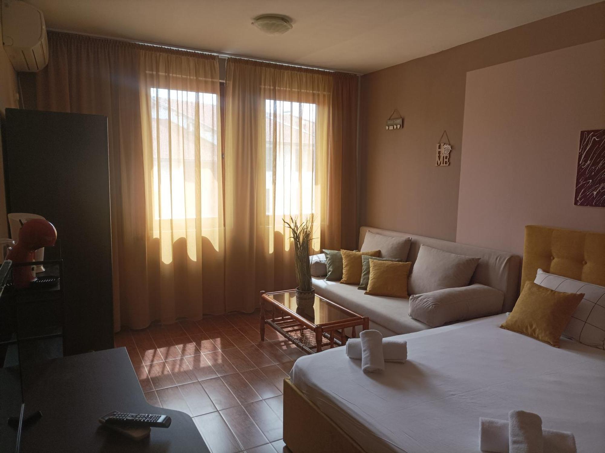 Cosy Apartments And Spectacular Rooms Fotiadis ヴェリコ・タルノヴォ エクステリア 写真