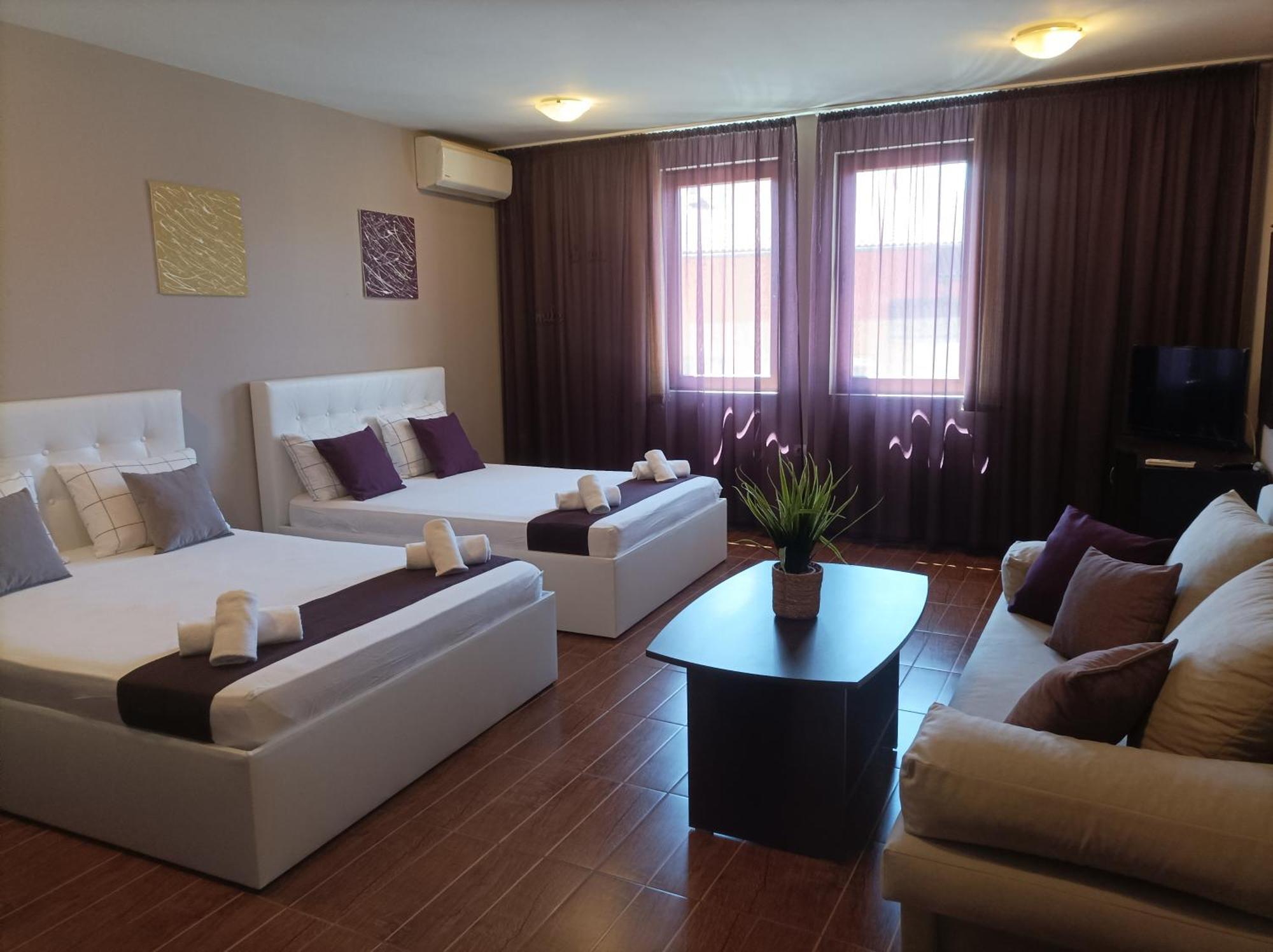 Cosy Apartments And Spectacular Rooms Fotiadis ヴェリコ・タルノヴォ エクステリア 写真