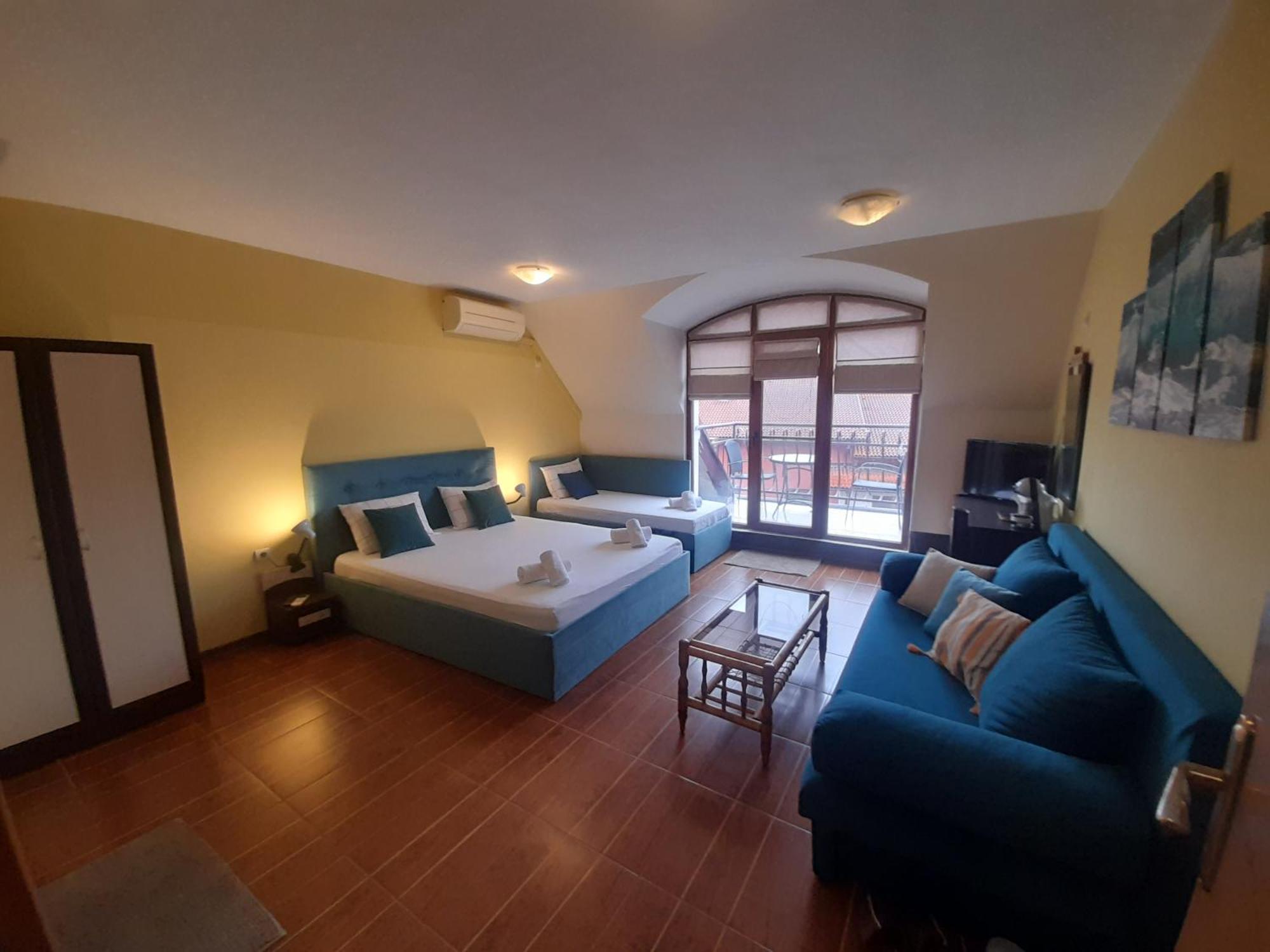 Cosy Apartments And Spectacular Rooms Fotiadis ヴェリコ・タルノヴォ エクステリア 写真